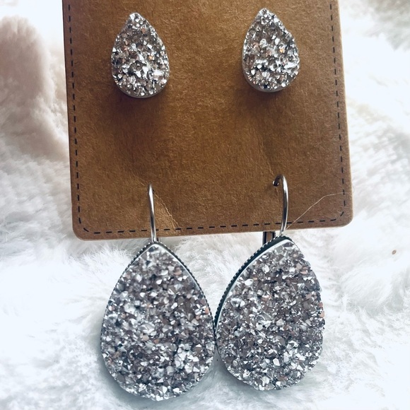 NWT Lot of 2 Fashion Earrings ✨ - Picture 2 of 12
